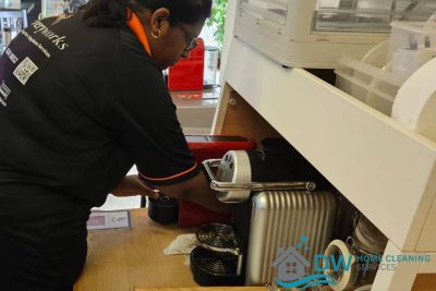 time-saving-convenience-why-are-home-cleaning-services-in-singapore-essential-for-your-household-home-cleaning-services-dw-home-cleaning-services-singapore