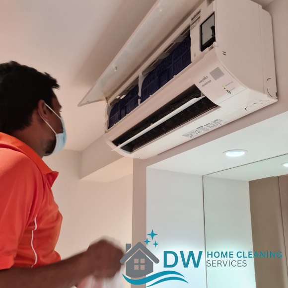 aircon-maintenance-service-dw-home-cleaning-services-singapore-2