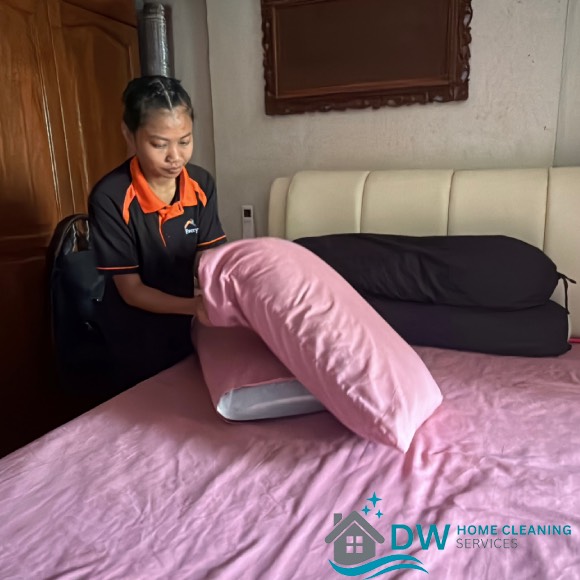 day-helper-singapore-dw-home-cleaning-services-singapore-2
