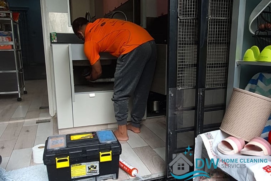handyman-home-services-dw-home-cleaning-services-singapore-1