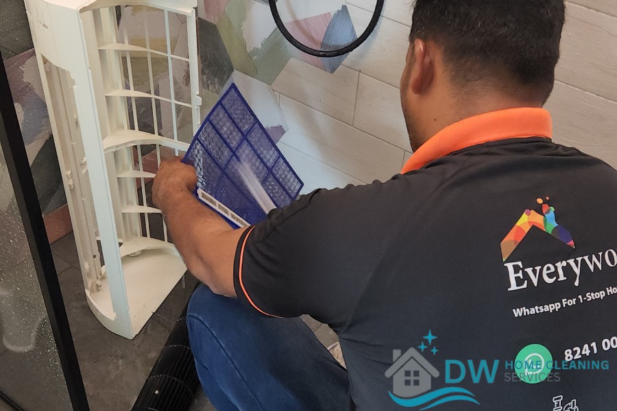 step-4-process-aircon-servicing-dw-home-cleaning-services-singapore-2 step-4-process-aircon-servicing-dw-home-cleaning-services-singapore-2
